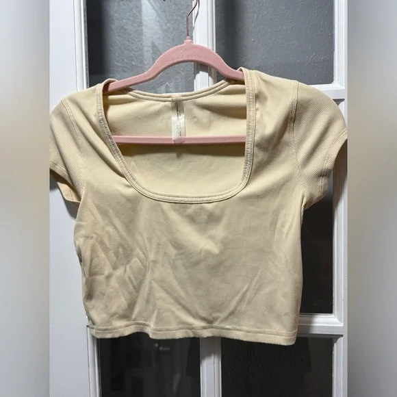 NWOT Outdoor Voices Ribbed Short Sleeve Cropped Tee - Picture 6 of 10